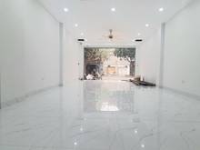 Hình ảnh Cho thuê nhà mặt phố Nguyễn Văn Huyên diện tích 30m2 x 4 tầng mt 5m