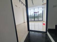 Hình ảnh Cho thuê mặt phố Nguyễn Văn Huyên, Cầu Giấy giá rẻ.