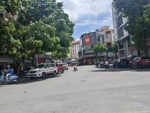 Hình ảnh Cho thuê Nhà Mặt tiền Ngô Thời Nhiệm,Q.3. DT: 10 x 30m, trệt, 1 lầu.