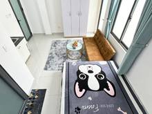 Hình ảnh 😘😘😘 Studio có cửa sổ sân sau lớn, thoáng mát