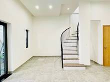 Hình ảnh Cho thuê nhà trung tâm Quận 10, (dtsd: 320m2)