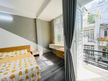Hình ảnh Căn Hộ Quận 10 - Gần Toà Nhà Viettel Tower - Ban Công - Full Nội Thất