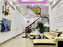 Hình ảnh Đường Hoàng Diệu, Q4 1T 1L 60m², giá chỉ 1T395 SHR