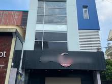 Hình ảnh Cho thuê căn góc 2MT 10A Nguyễn Minh Hoàng, Tân Bình. Trệt 3 lầu, KDTD