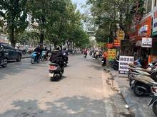 Hình ảnh Mặt Phố Trần Hữu Tước_KD Cực Đỉnh_6 Tầng Thang Máy_Lô Góc_Nội THất Đẹp