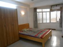 Hình ảnh Tầng khép kín 26m2, chợ Hôm, sáng thoáng trước sau, ở ngay