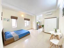 Hình ảnh Hồ Tây,Full Đồ Thoáng Sáng,Thang Máy, Giá Tốt