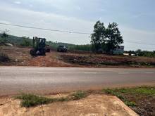 Hình ảnh Đất cách Ql14 khoảng 300m, dân cư đông đúc, vị trí đẹp, đường nhựa 9m