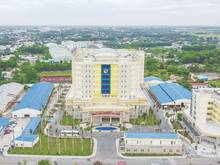 Hình ảnh Kẹt tiền nên cần ra đi nhanh lô đất 203m2 vuông vứt mặt tiền đường.