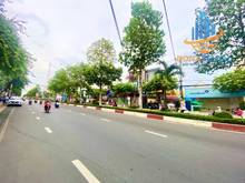 Hình ảnh Cho thuê nhà mặt tiền Đồng Khởi  Nhà kết cấu 3 lầu trống suốt