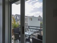Hình ảnh Ban công lớn - Thảo Điền - Giá tốt ở liền