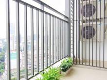 Hình ảnh Cho thuê căn 3PN 2WC 115m2 The Tresor Quận 4 đủ nội thất giá 25 triệu