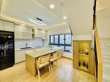 Hình ảnh Bán nhà MT Nguyễn Trọng Tuyển, Ngang 10M, dt 280m2, 44 tỷ, thuê 120tr