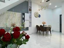 Hình ảnh Nhà Phố Quận 10 ! Diện tích 150m2 1 Trệt 1Lầu Giá Chỉ 2,15 tỷ,SHR,HXH.