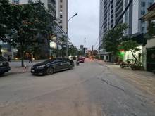 Hình ảnh Nha Phô , Bô Đê. Long Biên, 5T, MT 5.8M, KD,  OTO Tránh, Nhỉnh 7 Tỷ