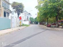 Hình ảnh Kẹt vốn bán ngay lô đất mặt tiền Nguyễn Thị Định ,Q.2 dt 80m2 giá 1tỷ6