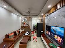 Hình ảnh Nhà riêng ô tô đỗ cổng nội thất vip lĩnh nam 36mx5t mt 4m giá 2.7 tỷ