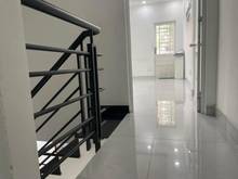 Hình ảnh Bán gấp HXH sát mặt tiền Cao Thắng, kinh doanh tốt, Quận 10