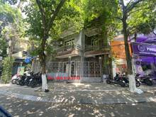 Hình ảnh Cho thuê nhà mặt phố Phạm Huy Thông MT rộng 9,5m, DT 100m2