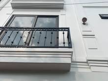 Hình ảnh Bán nhà Thạch Bàn ngay gần đường Cổ Linh chợ Thạch Bàn 38m2 5 tầng