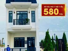 Hình ảnh Bán nhà trệt lầu ngay khu Vsip 2 Bình Dương, gần chợ Chánh Lưu