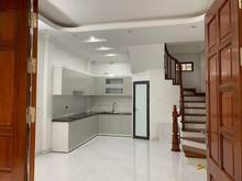 Hình ảnh Bán nhà Tôn Đức Thắng, Đống Đa, 20M ra phố, 30m2 4 Tầng, Giá 3.15 tỷ
