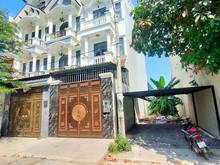 Hình ảnh Hẻm xe hơi đất đẹp sạch đối diện Gigamall Phạm Văn Đồng DT 80m2 sổ đỏ