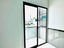 Hình ảnh Nhà mới đúc BTCT 3 lầu sồ hồng hoàn công.