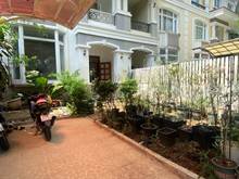 Hình ảnh cần cho thuê nhanh biệt thự liên kế mỹ phú 3 mới sơn sửa lại giá rẻ Q7