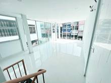 Hình ảnh Cho Thuê Căn Góc 2 Mặt Tiền Quận BÌnh Thạnh