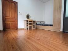 Hình ảnh Một Phòng Ngủ Tách Bếp Đầy Nắng Cửa Sổ