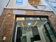 Hình ảnh Chỉ 2tỷ050tr có ngay nhà 1trệt 2 lầu đường Bến Vân Đồn Q4. DT 92m2.Sổ