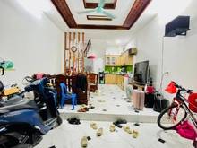 Hình ảnh Bán nhà Tôn Đức Thắng, Đống Đa, 20M ra hồ, 46m2 6T MT4.5m, giá 5.6 tỷ