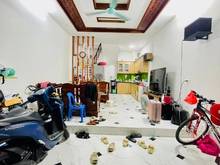 Hình ảnh Bán nhà phố tôn đức thắng, ở ngay, 20m ra hồ, 46m2 6t mt4.5m, giá 5.9