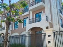 Hình ảnh Lỗ 9 tỷ biệt thự song lập 250m2 Vinhomes Quận 9 giá 25,5 tỷ BTP