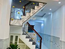 Hình ảnh Bán nhà ngay tại Quận 5, Hẻm Nguyễn Chí Thanh, 1T 1L, giá 2 tỷ 220