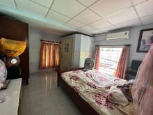 Hình ảnh 2 Mặt hẻm, ô tô vào nhà, 80m2, 2 tầng, Phan Văn Trị p11 Bình Thạnh