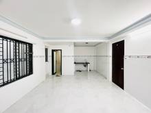 Hình ảnh Phòng Trọ 45m² Siêu Rộng Cửa Sổ Sân Sau Lũy Bán Bích