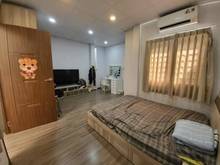 Hình ảnh Bán CHDV gần Đại Học Văn Lang hẻm 6m xe hơi đi thoải mái