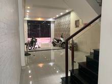Hình ảnh Cho thuê nhà nguyên căn đầy đủ nội thất khu đường số Phạm Hữu Lầu, Q7,