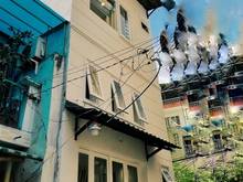 Hình ảnh Duy Nhất-Nhỉnh 4ty-Nhà Ngay Chợ Bà CHiểu F2 BTHanh-4 Tầng-3PN-Sát MT