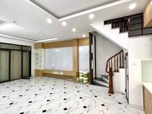 Hình ảnh Cho thuê nhà nguyên căn Hồ Tùng Mậu, 5 tầng, ô tô vào trong nhà.
