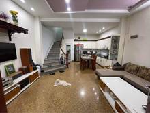 Hình ảnh Bán nhà phố Văn Cao, Quận Ba Đình, diện tích 48m2, 4t, giá 4,1 tỷ