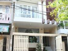 Hình ảnh Cho thuê nhà 51B Thành Thái, Phường 14, Quận 10. Nhà mới, có hầm.