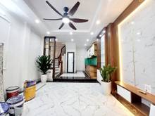 Hình ảnh Bánnhà QuanNhân,ThanhXuân, Tặng nội thất, gần phố. 39m x5 tầng. MT 4m.