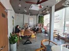 Hình ảnh căn góc 2 mặt tiền  cửa kính  tiện kinh doanh