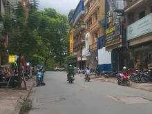 Hình ảnh Cho thuê nhà mặt phố Chùa Láng, Đống Đa 50m2*2 tầng,MT 4m
