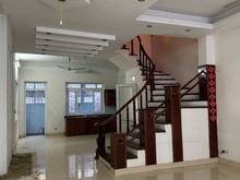 Hình ảnh Cho thuê nhà nguyên căn phố Giang Biên 100m2  thông sàn tiện văn phòng