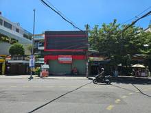 Hình ảnh cho thuê MT ngã 5 đường Núi Thành , ngang 9m , 235m2