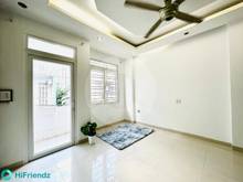 Hình ảnh Phòng ban công giá rẻ ngay Lê Văn Quới